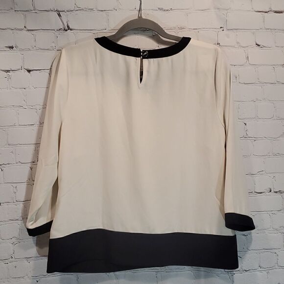 Talbots white and navy quarter sleeve blouse NWT - Picture 7 of 9